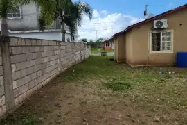 2 Bedrooms, 1 Bathroom House