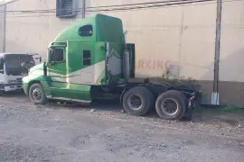 2001 Freightliner Century Class