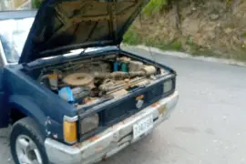4x4 nissan pick up