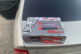 2000 wattt crunch amp