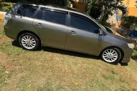 Toyota fielder 2011