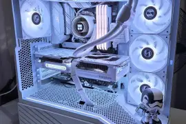 ❄️Gaming PC | Arctic Vector | Ryzen 9 5900X + RX 9060XT 16GB 