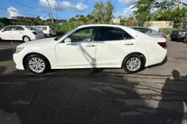 2015 Toyota Crown Royale 