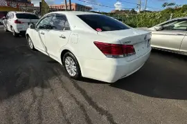 2015 Toyota Crown Royale 