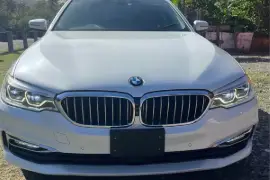 2018 BMW 530i Luxury Line