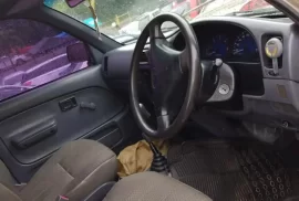 2004 Toyota Hilux