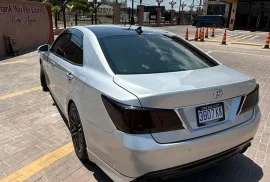 2013 Toyota Crown Athlete