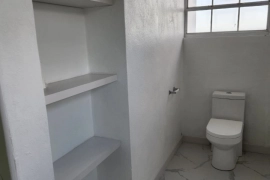 5 Beds 5 Baths House