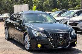 2015 Toyota Crown 350 G package
