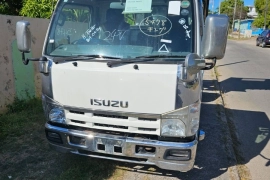Isuzu truck tipper