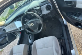 Toyota Axio 2013