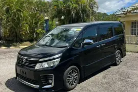 2015 Toyota Voxy 8 seater Newly Imported