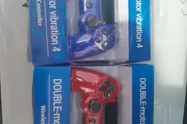 Wireless Gaming Controller (PS4 Compatible)