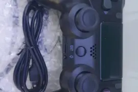 Wireless Gaming Controller (PS4 Compatible)