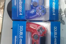 Wireless Gaming Controller (PS4 Compatible)