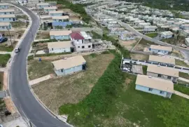 Large lot of over 9000 sq.ft