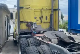 2010 Yellow International Prostar