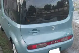 2010 NISSAN CUBE