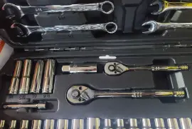 Mechanic's Tool Set 145 pieces (Brand New)