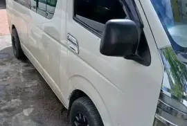 2009 Toyota Hiace