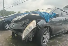 2010 mazda premacy damaged