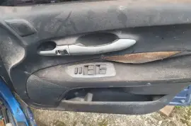 2010 toyota auris part