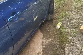 2010 toyota auris part