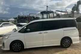 2015 Toyota voxy newly import