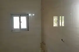 Leon tiling and painting company