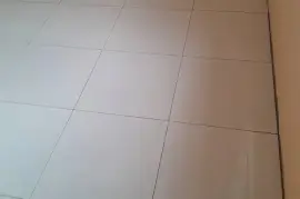 Leon tiling and painting company