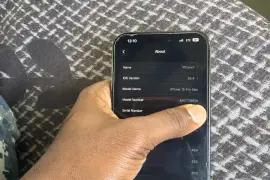 iPhone 15 pro max sim version 