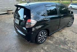 2013 Honda Fit RS