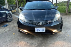 2013 Honda Fit RS