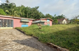 3 bedrooms and Bathroom House &amp; Land