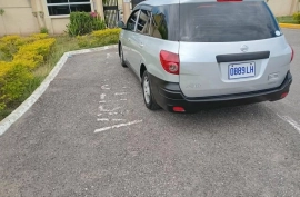 Nissan ad wagon 2009