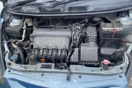 2005 Honda fit