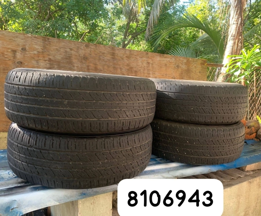 17 inch barely used Tyres