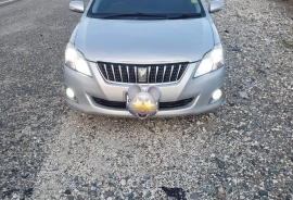 2014 Toyota Premio