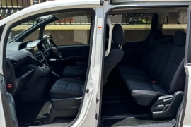 2016 Toyota Voxy Zs