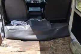 Nissan Caravan 2004