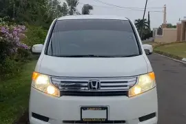 2012 Honda Stepwgn Bus,Dego