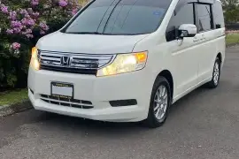 2012 Honda Stepwgn Bus,Dego