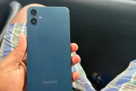 SAMSUNG F05 64GB No fault