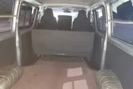 2011 Toyota Hiace Bus