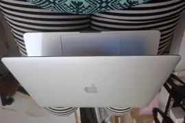 Apple MacBook Pro 13-inch (Model A1708)