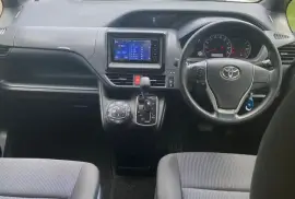 2016 voxy