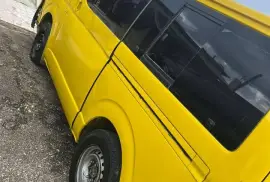 2010 Bus