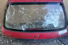 1990 Toyota Starlet Trunk