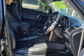 2012 Toyota prado