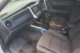 2016 toyota Fielder good tyres